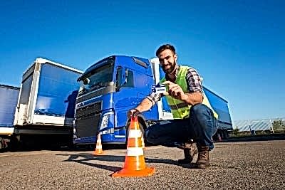 C sınıfı Kamyon CE sınıfı Tır ehliyeti 